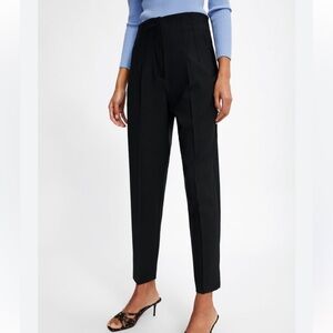Zara Black Cropped Women's Pants